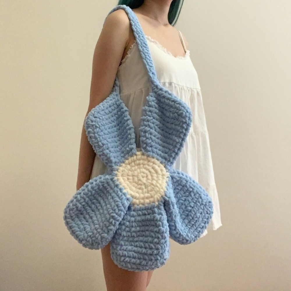 Handmade Knit Crochet Light Blue Cream White Flower Tote Bag Daisy Purse Y2k